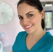 Award-Winning Semi-Permanent Brow Specialist in West Sussex