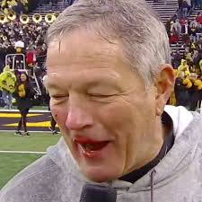 Iowa Coach Kirk Ferentz bleeds his way through postgame interview - The  Washington Post