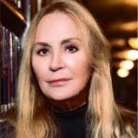 Cassandra Nickles's Instagram, Twitter & Facebook