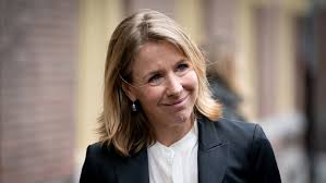 Van veldhoven nam toen een deel van de taken van kajsa ollongren over, die wegens. D66 Er Stientje Van Veldhoven Geeft Inkijkje In De Klimaatakkoord Onderhandelingen Eenvandaag