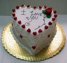 Birthday Cake Heart Shape For Wife Hearts On The Outside Of Other Cake Heart Shaped Birthday Cake Heart Shaped Cakes Engagement Cakes