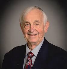 Robyn Stephen's Instagram, Twitter & Facebook