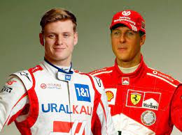 Michael schumacher is a german formula 1 driver. Mick Schumacher Frage Zu Papa Michael Blockt Schumi Sohn Vor Formel 1 Debut Ab Focus Online