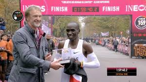 Photo by lintao zhang/getty images. The Physiology Of Eliud Kipchoge And His Breaking2 Pacers Het Geheim Van Hardlopen