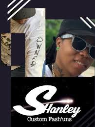 Sheena Hanley's Instagram, Twitter & Facebook