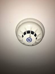 Tyco mx detection panels use all the features of tyco mx technology to provide the latest fire detection technology it is a multi sensor that uses optical, heat and carbon monoxide sensors in concert to accurately determine the presence of fire. Is This A Smoke Detector A Heat Detector Or A Flame Detector And Is It Okay To Smoke In A Room With This In It Whatisthisthing