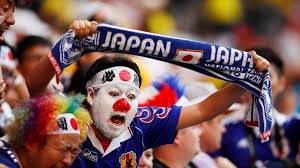 Coupe du monde de la fifa, qatar 2022, 22ᵉ édition de la coupe du monde de football se déroulera du 21 novembre 2022 au 18 décembre 2022. Mondial Les Supporters Japonais Et Senegalais Nettoient Leurs Tribunes A La Fin Du Match Videos Rt France