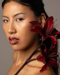 Swipe to un-edit Model @itsnotclairef Studio @madekulture Retouch @ me hehe  #houstonphotographer #beautyphotography