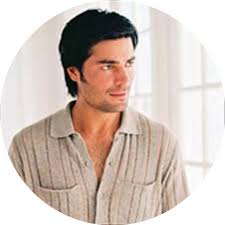 They have two children from the marriage a son lorenzo valentino figureroa born in august 1997 and daughter isadora sofia who was born on 10 december 2001. Chayanne Iheartradio