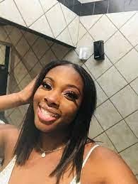 Shauna Colbert's Instagram, Twitter & Facebook