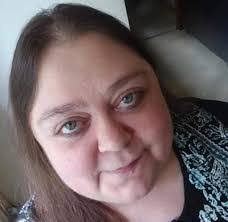 Tricia Lamb's Instagram, Twitter & Facebook