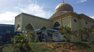 Ushbu shaharcha kvartiralar, terasta uylari. Masjid Bandar Tasik Puteri Rawang Lembaga Zakat Selangor Facebook
