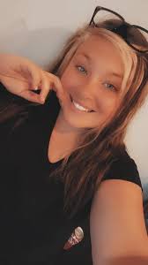 Avenues Recovery Center is thrilled to celebrate our Employee of the Week,  Candace Rogers, 1st Shift BHT at Fort Wayne! Candace is an incredible team  member whose journey from addiction to recovery