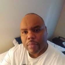 Which singer is better, Ginuwine or Tank?