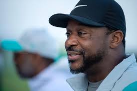 Dolphins assistant Patrick Surtain hired as Florida State's secondary coach 