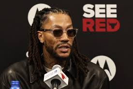 Ada Alicia Giron, whose Chicago bookstores offered a bit of home for  Spanish-speakers, has died at 83