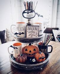 Pinterest A Breezyy Spooky Halloween Decorations Halloween House Fall Halloween Decor