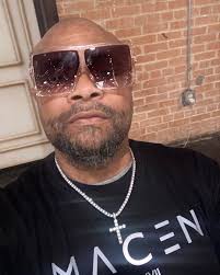 Darryl White Sr. (@darrylwhitesr) • Instagram photos and videos