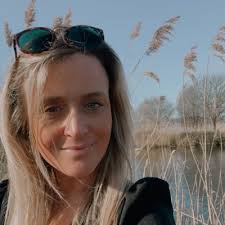 Katy Carr (@katycox60773064)