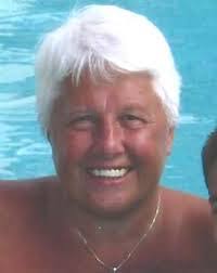 Loretta Schmitt's Instagram, Twitter & Facebook