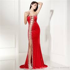 Elegante abito pizzo maniche vestito bellissimo per la madre della sposa. Acquista Abiti Da Sera Sexy Rossi Abito Da Sera Elegante Da Ballo Fatto Su Misura Da Donna In Velluto Con Spacco Laterale A 143 96 Dal Missudress It Dhgate Com
