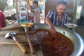 Berikut sepuluh resep gulai kambing dan gulai sapi, seperti dirangkum brilio.net dari berbagai sumber pada sabtu masak sampai matang. Eric Masterchef Masak Kari Kambing Khas Aceh Aslinya Dimasak Dengan Biji Ganja Halaman All Kompas Com