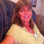 Robin Shumake's Instagram, Twitter & Facebook