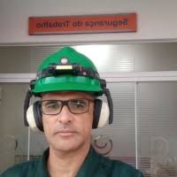 100+ perfis com “Felix Sousa”