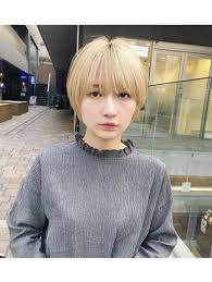 2021年冬 金髪の髪型 ヘアアレンジ 人気順 ホットペッパービューティー ヘアスタイル ヘアカタログ 金髪 ショートのヘアスタイル 髪型