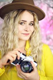 Christina Key: Bücher, Biographie, neuestes Aktualisierung