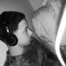 Ian Doss (@ianfdbdoss)