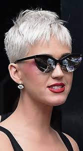 Épinglé par J.J. sur Katy Perry*