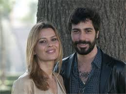 Roberto angelini è un artista a tutto tondo con diverse forme d'espressione di un talento che non si esaurisce con l'incisione dei suoi dischi, ma roberto angelini official page. Claudia Pandolfi Eta Altezza Peso Mariti Compagni E Figli Tutto Sulla Bella Attrice Romana Caffeina Magazine