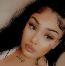 A supplement a day: makes skin plumpness stay, in the bedroom you play,  de-stress a crazy day & sleep when you lay. Give the gift of health with  Skinnygirl supplements this season!🎁 #