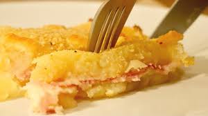 Oggi prepariamo un gatto di patate soffice cremoso benvenuti in cucina per te oggi vi propongo una variante della classica ricetta del gatto di patate lo prepariamo infatti senza le uova quindi perfetto anche per chi è intollerante o per chi è allergico o semplicemente per chi non gradisce il loro sapore. Gateau Veloce Di Patate Senza Uova E Senza Latte Youtube