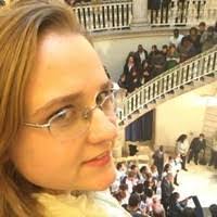 Sarah Ahlers's Instagram, Twitter & Facebook