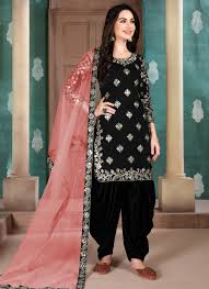 The beauty of simple or plain salwar suit can be enhanced here are 25 beautiful dupattas that you can shop online to match with your plain suits. Popular Black Plain Salwar Kameez And Black Plain Salwar Suits Online Shopping