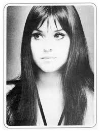 melanie roller skates