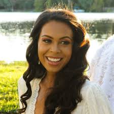 Amazon.in: Wendy Corner: books, biography, latest update