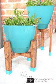 Diy West Elm Style Plant Stand Knock Off Decor Plant Stands Outdoor Backyard Furniture Diy Diy Plant Stand
