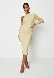Cette robe midi en maille noire caractérise l'esthétique avec une longueur langoureuse et une texture fine. Hghhi9pwikk Fm