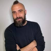 Matthew Liles's Instagram, Twitter & Facebook