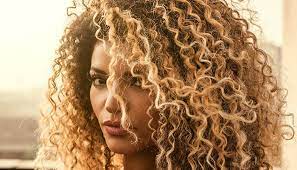 Subbotina capelli lunghi rossi ricci. L Angolo Dell Esperto Curly Girl Method Per Capelli Ricci Magnifici