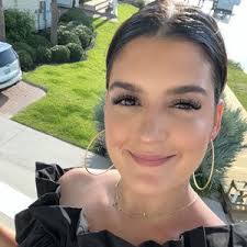 Alex Ann Peck (@alexannpeck)