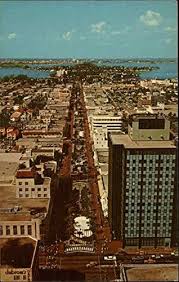 Aerial View Of Lincoln Road Mall Miami Beach Florida Original Vintage Postcard At Amazon S Entertainment Collect Miami Beach Fl South Beach Hotels Miami Beach
