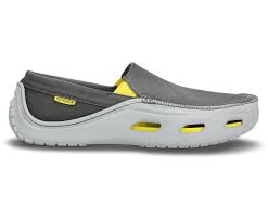 Check out our full collection of comfortable men's shoes and accessories from crocs! Summer Shoes Crocs Summer Shoes Sandals 59 99 Summer Style Shoes Crocs For Great Summer Styles Shop Http Www Shoes Comfortable Shoes Shoes Mens