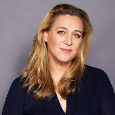 Polly Bateman's Instagram, Twitter & Facebook