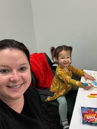 Melissa Brice's Instagram, Twitter & Facebook