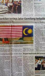 Isu bendera terbalik sedang hangat diperkatakan. Isu Bendera Malaysia Terbalik Benci Sangat Ke Kat Malaysia Dua Tahun Pasang Bendera Terbalik Wanita Ditahan Polis Bendera Malaysia Terbalik 5 Lelaki Ditahan