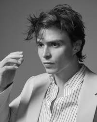 M I R A N D A K E R R @mirandakerr campaign @michaelhillj Photographer:  Nino Muñoz Management: Rick Callahan @copiousmgmt Styling Milka Prica Hair  & Make up @ericka_verrett Manicure @kimkimnails Producer @